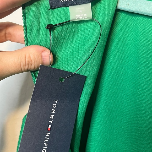 Kelly Green Tommy Hilfiger Dress - Picture 5 of 12